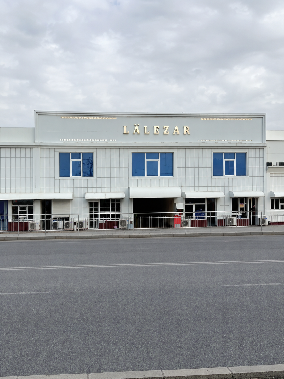 dukan Awto bezeg (AG. Лалезар базар)