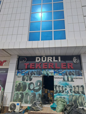 dukan Durli tekerler we akkumulyator